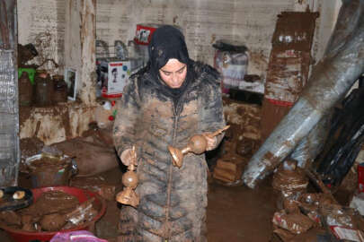 Genç kızın evlilik hayalleri sele kapıldı! 