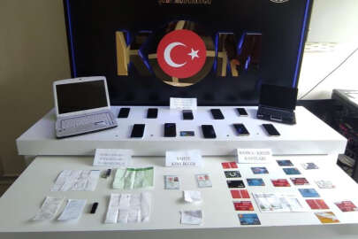 Sahte hesaplarla kredi çekip milyonluk vurgun yapmışlar!