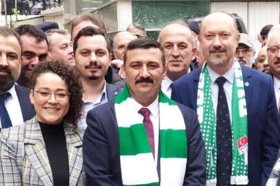 Selçuk Türkoğlu: 24 saat Bursa'nın vekili olmaya talibim