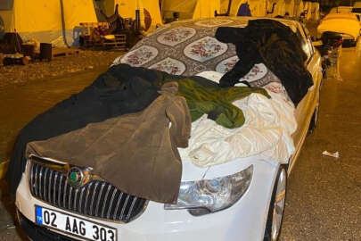 Adıyaman'da dolu yağışına battaniye ve yorganlı önlem