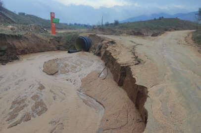 Elazığ'da birçok köy yoluna ulaşım kapandı