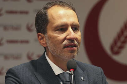 Erbakan: Hiçbir ittifaka dahil olmadan yolumuza devam edeceğiz