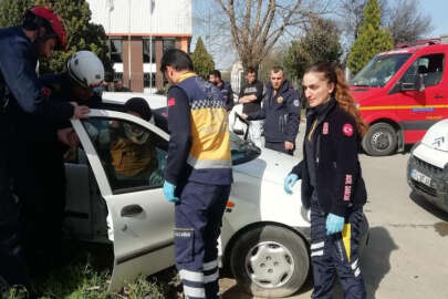 Bursa hafif ticari araç ile otomobil çarpıştı: 2 yaralı