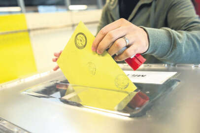 Cumhurbaşkanı adayları için 100 bin imza süreci başladı!