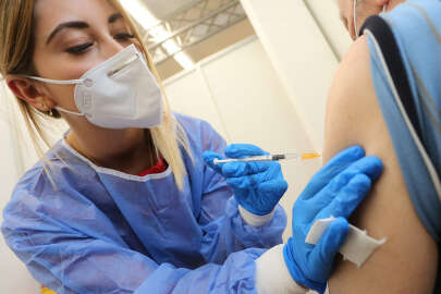 Almanya, Covid-19 aşısı mağdurlarına tazminat ödüyor