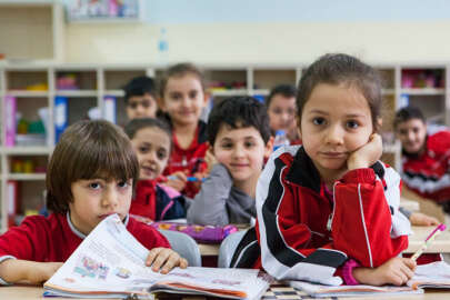 Bakan Özer'den ara tatil açıklaması