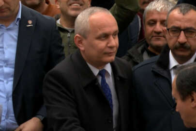 İlahiyatçı Cemil Kılıç'ın basın açıklamasında gerginlik