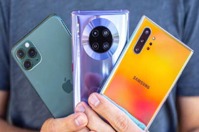 Akıllı telefonlara gelmesi beklenen zam iptal edildi