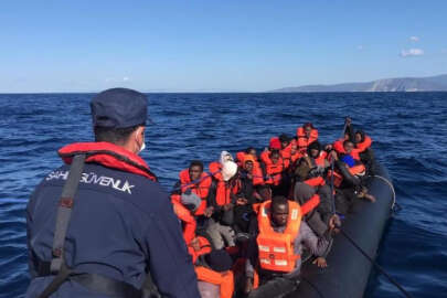 Yunanistan'ın ölüme ittiği 41 göçmen kurtarıldı   