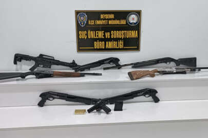 Konya'da kaçak silah operasyonu   