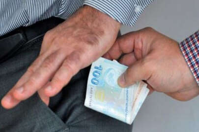 3 ilde tapuda rüşvet operasyonu