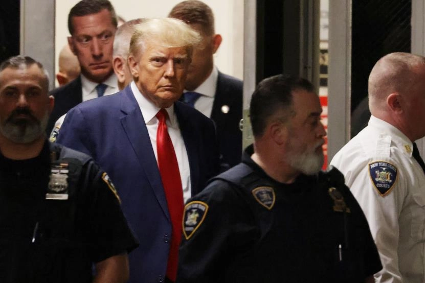 ABD karıştı: Donald Trump tutuklandı!