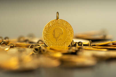 Altın, güne düşüşle başladı!