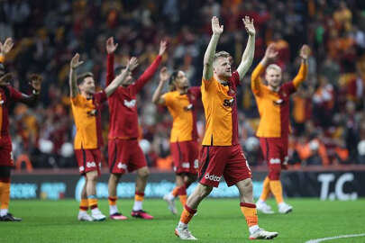 Galatasaray'da Başakşehir maçı öncesi prim kararı!