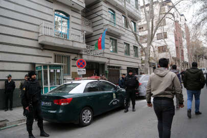 İran Büyükelçiliği'nin 4 çalışanı Azerbaycan'da "istenmeyen kişi"