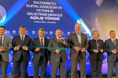 Bakan Varank: "İBB kimsenin yedek makamı değildir"