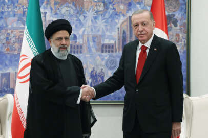 Cumhurbaşkanı  Erdoğan, İran Cumhurbaşkanı Reisi ile görüştü