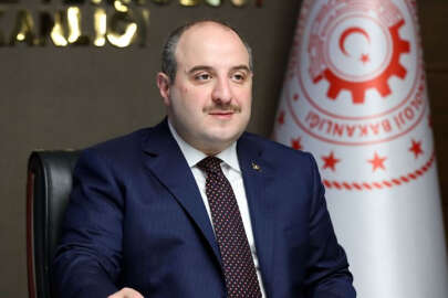 Bakan Varank'tan gençlere çağrı! 'Hedefiniz...'