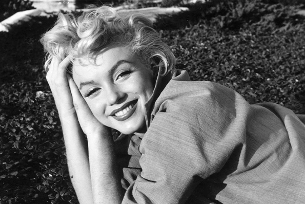 Marilyn Monroe'nun imzalı fotoğrafı satışa çıkıyor