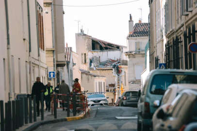 Fransa'da çöken binada can kaybı 6'ya çıktı