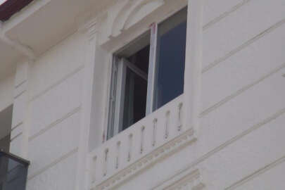 Yeni taşındığı evinin camlarını silmek isterken 6. kattan düştü!