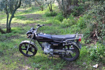 Hırsızların çaldığı motosiklet polisin dikkati sayesinde bulundu