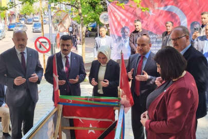 Ayyüce ve Ahmet Türkeş, Bursa'da Sinan Ateş'in ailesini ziyaret etti