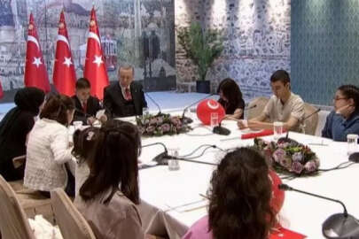 Çocuk kabinesi!  "Ben Cumhurbaşkanı olsaydım..."