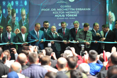 Bakan Varank, Gürsu'da kültür merkezini hizmete açtı