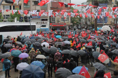 Ekrem İmamoğlu, Biga’da vatandaşlara seslendi   