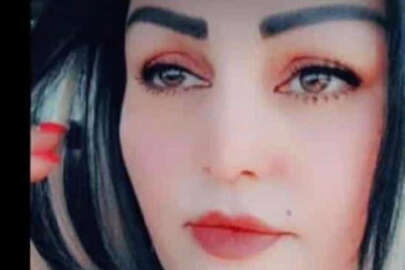 Taksi ile otomobil kafa kafaya çarpıştı: 1 ölü, 4 yaralı