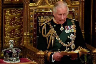 İngiltere, Kral Charles'ın taç giyme törenine hazırlanıyor