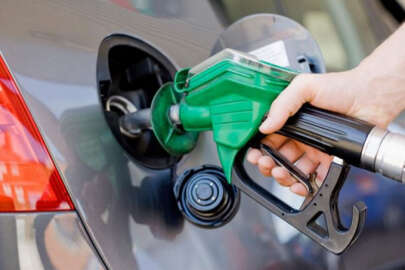 Benzinde de indirime gidildi