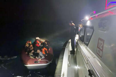 Dalaman açıklarında 19 düzensiz göçmen