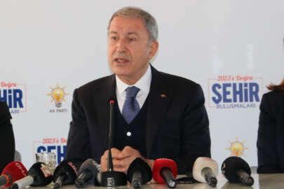 Bakan Akar: "Ortaya çakma terörle mücadeleciler çıktı"