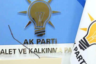 AK Parti İstanbul İl Başkanlığı'nda bekleyiş sürüyor