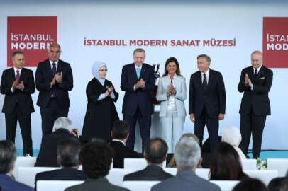 Emine Erdoğan'dan "İstanbul Modern" paylaşımı