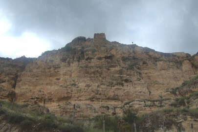 Tarihi kalede feci ölüm