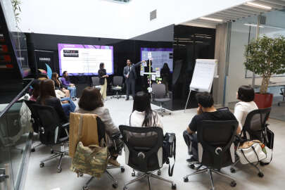 Başakşehir'de kişisel gelişim odaklı iki eğitim daha tamamlandı