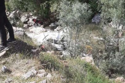 Bitlis’te otomobil dereye uçtu! Ölü ve yaralılar var