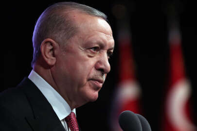 Cumhurbaşkanı Erdoğan: "Sırf aç gözlülükle fahiş fiyat artışı yapanların ümüğünü sıkacağız"