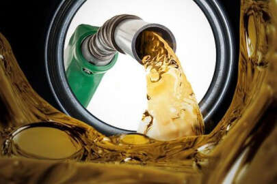 Benzin zammı pompaya yansıdı