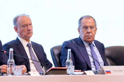 Lavrov: 'NATO'nun genişleme politikası Hitler'in Drang Nach Osten politikasına benziyor'