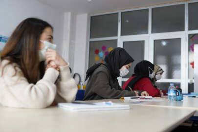 Bursa Yıldırım'da üniversite adaylarına deneme sınavı imkanı
