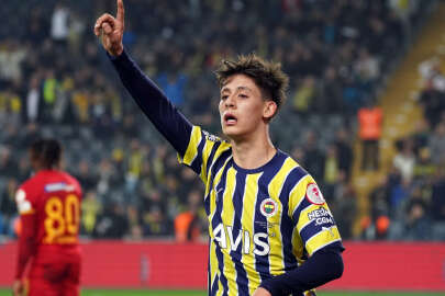 Fenerbahçe, Arda Güler'le yeni sözleşme imzaladı
