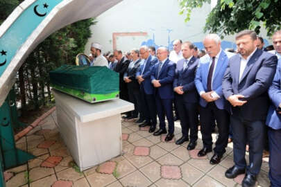 Vali Canbolat merhum Oruç'un cenaze törenine katıldı