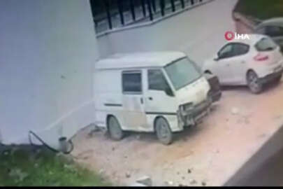 Bursa'da baba oğulu ayıran kaza kamerada