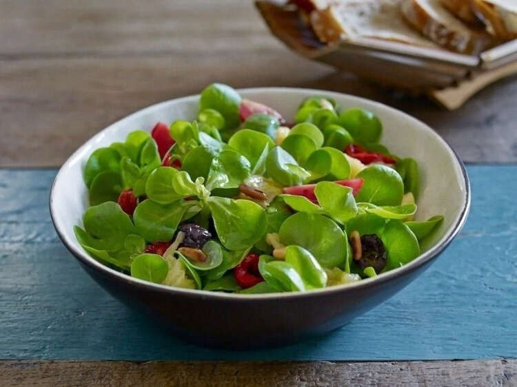 Dünyanın en iyi salataları listesinde "semizotu salatası" 36. sırada yer aldı.