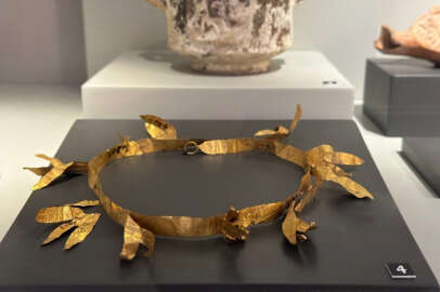 Roma Valisi'nin 2 bin yıllık altın tacı İznik Müzesi'nde sergileniyor