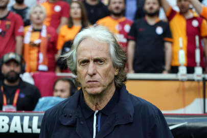 Jorge Jesus derbi galibiyeti yaşayamadı
